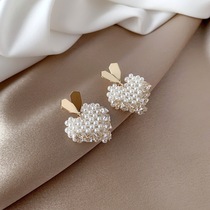 R4 earrings style new simple earrings elegant 2020 pearls Wild Wild cool tide girl love earrings