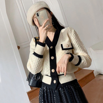 Small fragrant wind knit cardio-hoodie jacket female winter short name yuan temperament loose sweater 2022 new thick blouses spring and autumn