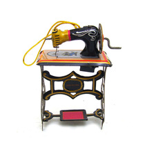  Tin sewing machine pendant Tin childrens toy handmade personality key chain creative birthday gift