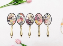 Small round mirror Hand-held portable Bronze portable European makeup mirror Metal girl portable mirror Retro child handle