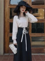  Royal sister style fried street fashion suit 2021 autumn new knitted sweater with high waist skirt two-piece suit