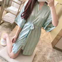 Short Sleeve Sleeping Robe Womens Summer Ice Silk Thin gats overweight overweight MM200 catty Sexy Real Silk Pyjamas Woman Bathrobe