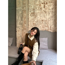 Caramel color PU leather vest womens 2021 autumn and winter design sense niche retro wild loose sleeveless waistcoat