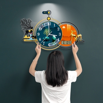  Light luxury decoration living room wall clock Simple modern wall clock household fashion restaurant net red clock hanging atmosphere
