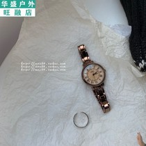 Three or four Market stores retro niche autumn and winter style fashion Korean students simple casual temperament watch women