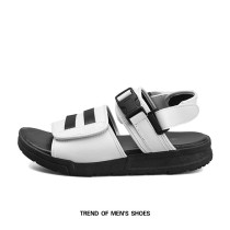 Sandals mens summer new 2022 thick bottom Shit Fashion 100 Hitch A Magic Sticker Tide to Drag Beach Shoes