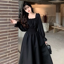 Large size black dress female Spring and Autumn New French retro square collar bubble sleeve waist thin temperament long skirt