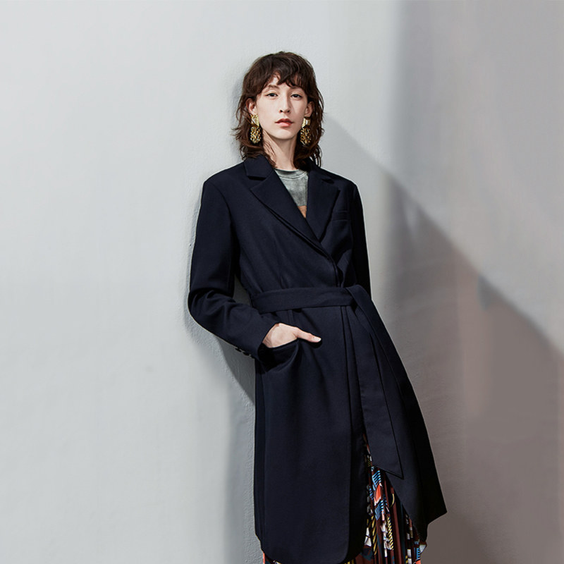 Lily autumn new womens BF wind pure color Tibetan green temperament wide shoulder strap windshield 119340C1220