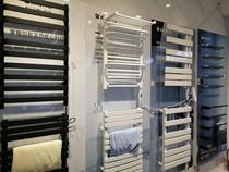 Heat towel rack
