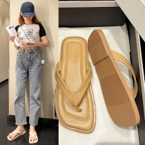 Wear the new thick bottom red bread bubble in 2022 with soft soft solid slip beach shoes