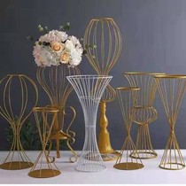 Wedding props wrought iron flower arrangement Golden hollow main table flower waiters road guide wedding arrangement table flower flower ornaments