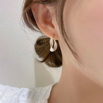 French niche senior earrings Korean temperament Net red 2021 New Chao girl summer light luxury exquisite earrings