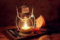 Eurostyle Retro Iron Art Candlestick Small Horse Lamp Home Pendulum Creative Coal Oil Lamp Candle Holder Wholesale 0572