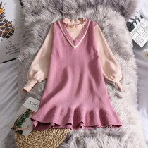 Pregnant women's autumn and winter 2022 early spring fashion sweater skirt fishtail skirt fake two-piece age-reducing foreign style dress