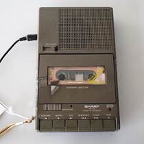 Yao Lan] Normal recorder sound Bao Nissan SHARP card with original cassette recorder using 152CE brick head-summer