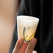 Master hand-painted Kung Fu tea cup Tea cup Lard white porcelain smell incense cup Handmade ceramic master cup Single cup