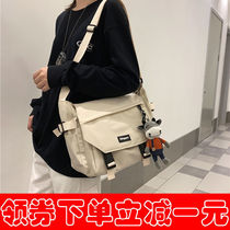 Day Department Original Cebu Large Capacity Postbag 2022 New Korean version Student Oblique Satchel Bag 100 Lapped Tooling Wind Single Shoulder Bag