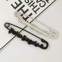 Waist pin-tip fixed skirt collector trousers anti-walking English breast pin-knife button-lock and minor artifact bra