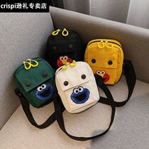 Explosive creative cute canvas small bag female Korean version of trampoline bag fashion cartoon Sesame Street shoulder shoulder bag