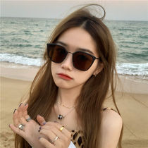 Black frame brown sunglasses Korean version of the tide net red female ins small face retro Hong Kong style thin anti-UV sunglasses