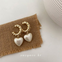Korean Pearl Love earrings pendant 2021 New Tide advanced sense light luxury temperament retro design feel ear ornaments