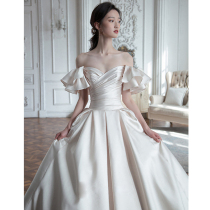 Satin light wedding dress 2021 new temperament bride French summer big tail small child word shoulder master