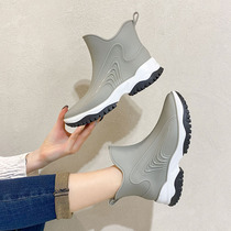 Rain shoes Womens anti-slip fashion Exterior Wearing Plus Suede Car Wash Shoes Kitchen Non-slip Water Shoes Short Cylinder Rubber Shoes Thick Bottom Wear Resistant