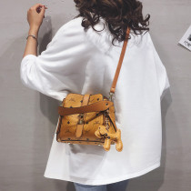 Small ck womens bag flagship store official website bag 2021 new bag summer fashion messenger bag large capacity chain bag