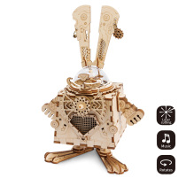Crafts DIY creative gift 3D wooden music box mechanical music box robot home ornaments