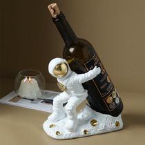 Astronaut red wine rack ornament creative living room wine cabinet decorations household wine bottle rack housewarming gift decoration wholesale