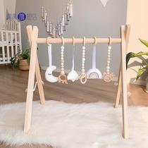 In Northern European Wood Fitness Fitness Standing Picture for Newborn Baby Baby Bed in Fitness Catch