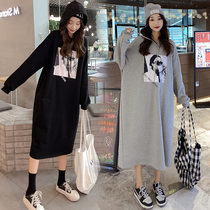 Pregnant women autumn winter clothing Korean version of large size sweater late pregnancy thick coat fat MM loose belly dress 200kg