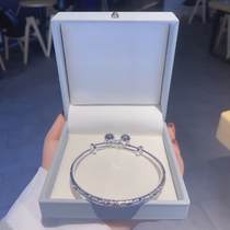 Lao Feng Xiangyun 999 sterling silver bracelet female star bells foot silver bracelet simple young students Korean bracelet