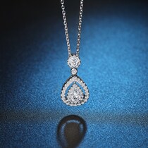 Valentines Day 18K Gold diamond pendant White gold drop-shaped diamond necklace can be made of color gold clavicle chain necklace
