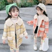 Childrens clothes girlsbig clothes 2021 autumn and winter new small and medium-sized childrens baby foreign air plaid thickened coat jacket