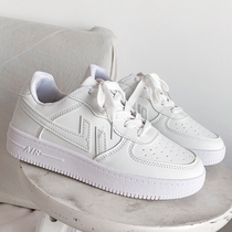 Li Ning womens shoes autumn explosion womens leisure flat students small white shoes Air Force No. 1 board shoes Joker 2021 New