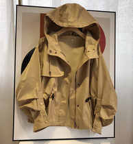 Special channel supply original single foreign trade retention 2021 new bat sleeve hooded short windbreaker women jacket