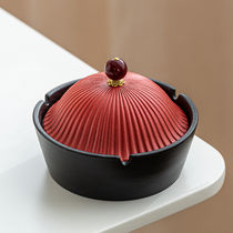 Station Desktop decoration Office personality officer hat with cover Dormitory Ashtrays Retro for Falling Ash God