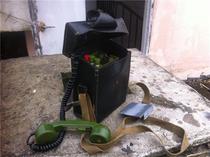 Wickay hot selling old-fashioned magnetic telephone hand-cranked power generation yellow fish Cultural Revolution antique nostalgic film and television props