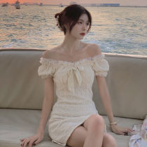 2021 new one-shoulder dress female summer collarbone French retro first love girl bubble sleeve pure small skirt