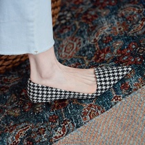 Beauty should be everything ~~ Boldly show off your own thousand bird grid low and Joker commuter side Air 4CM high heel xie