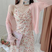 Gentle wind Lady suspender skirt sweet floral dress sweater two-piece dress beach holiday skirt