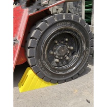 Portable retreat car tire slide stop plastic large truck Triangle Wood stopper parking ramp pad