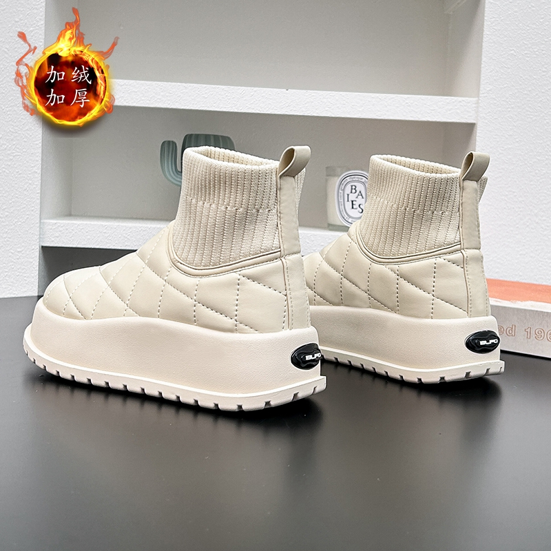 European station thick soled anti slip snow boots, high top cotton shoes, women's 2023 new winter plush and thick bread short boots