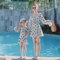 Parent-child swimsuit mother and daughter 2021 New conjoined Net red sunscreen swimwear seaside hot spring fashion big girl