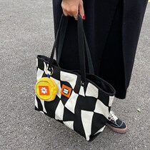 Large capacity bag female 2021 New Tide hand bag bag canvas shoulder bag college students tote bag