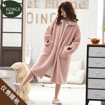 Thickened Garnapped Coral Suede Pyjamas for women sleeping in the autumn and winter in the middle of a large code warm flannel velvety bathrobe in the home