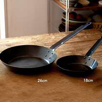 UShop Japan mid-tail NAKAO iron pan frying pan non-coated steak pan outdoor pan N-109