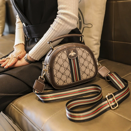 Летние универсальные бретели, сумка на одно плечо, Гонконг, из натуральной кожи, 2023