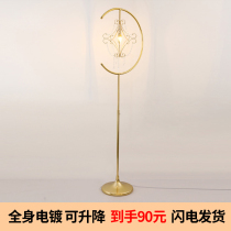 Wedding road guide lamp Wrought iron electroplating can lift the French palace lamp Wedding props Stage layout Chinese scepter road guide